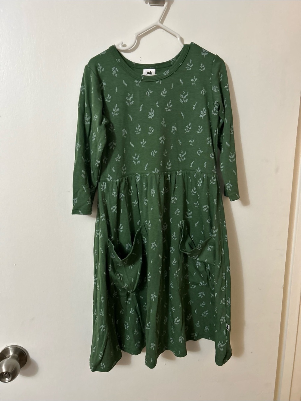 Girls' Green Sprig Pocket Long Sleeve Dress